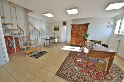 Maison - 185 m² - 6 pièces