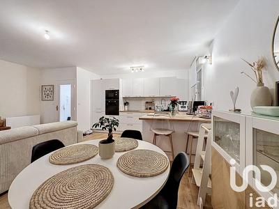 Appartement - 64 m² - 3 pièces