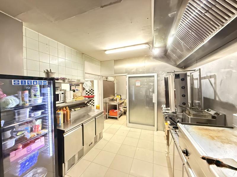 Fonds de commerce - 110 m²