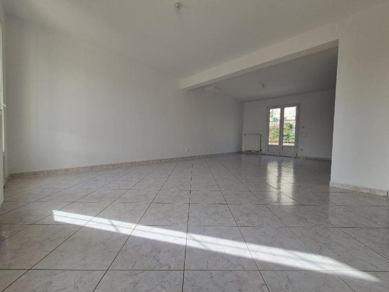 Maison - 111 m² - 6 pièces