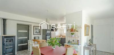 Maison - 275 m² - 9 pièces