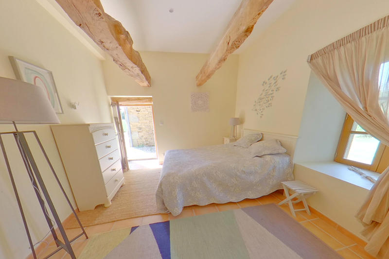 Maison - 248 m² - 9 pièces