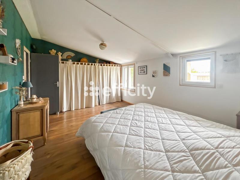 Maison - 192 m² - 6 pièces