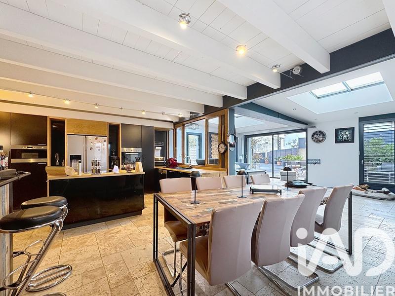 Maison - 106 m² - 5 pièces