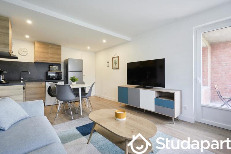 Chambre - 11 m² - 1 pièce