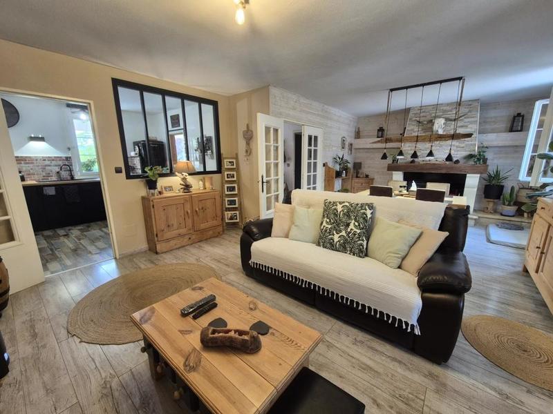 Maison - 138 m² - 6 pièces