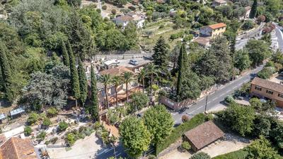 Maison - 500 m² - 20 pièces