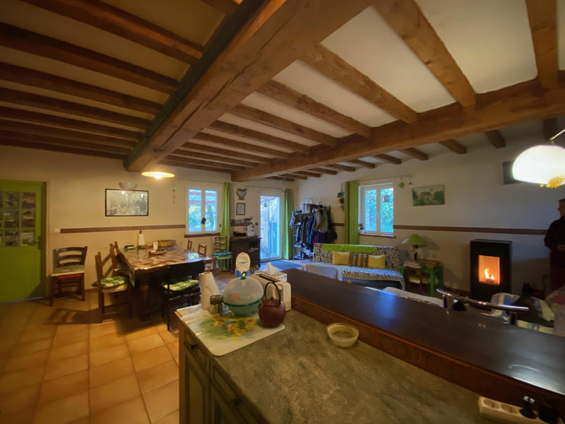 Maison - 265 m² - 10 pièces