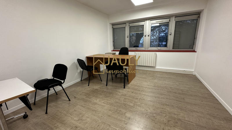 Bureau - 232 m² - 10 pièces