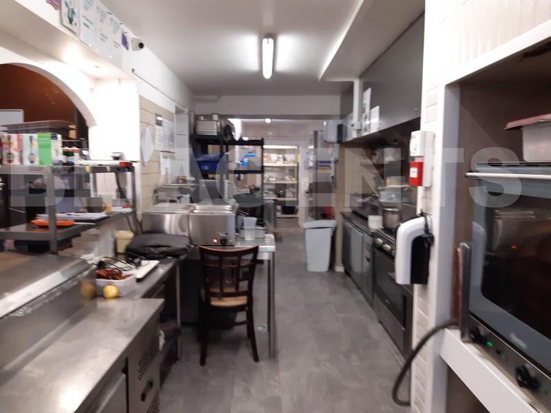 Fonds de commerce - 175 m²