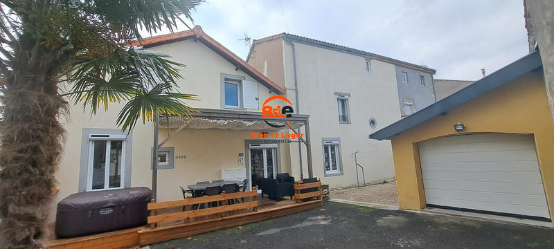 Maison ancienne - 190 m² - 8 pièces