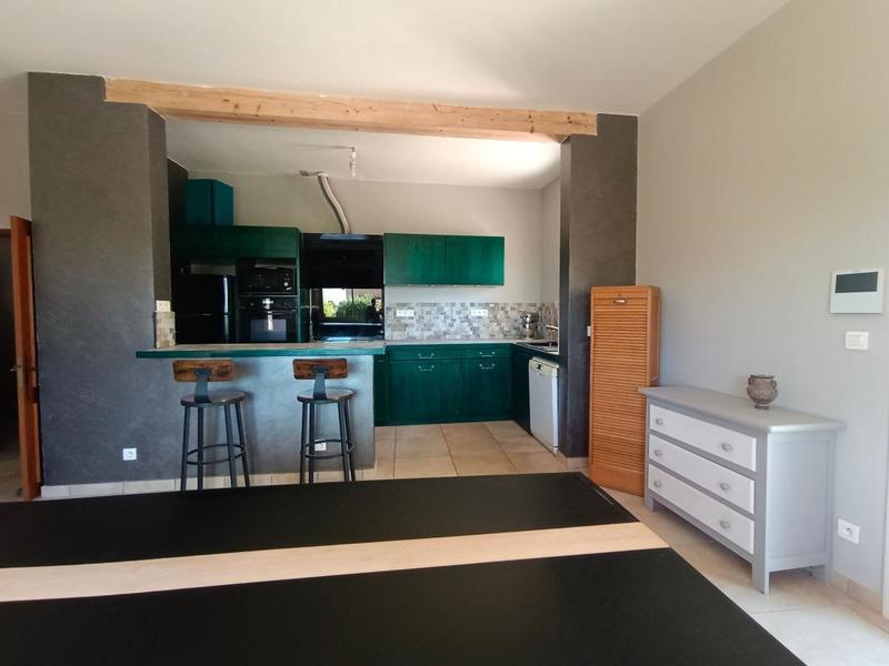 Maison - 287 m² - 8 pièces