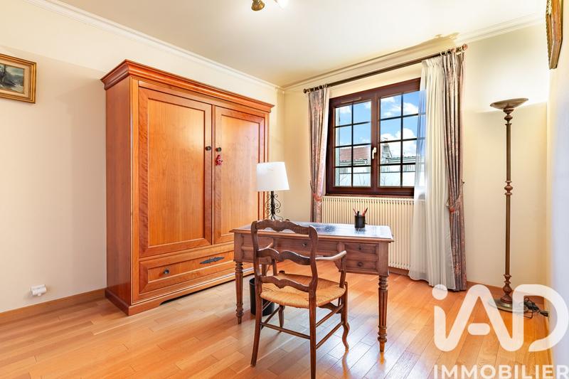 Maison - 148 m² - 7 pièces