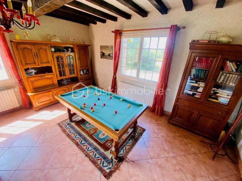 Demeure - 230 m² - 10 pièces