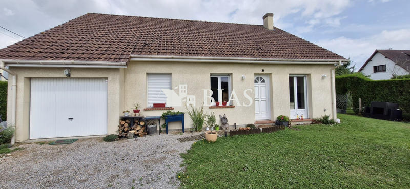 Maison - 98 m² - 4 pièces