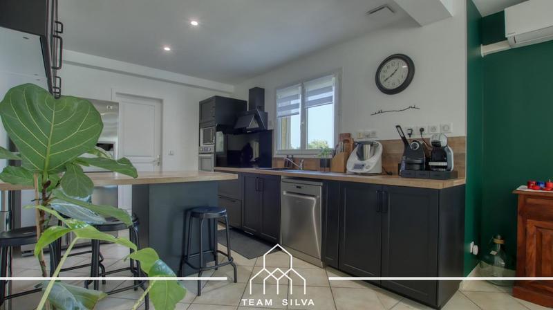 Maison - 130 m² - 5 pièces