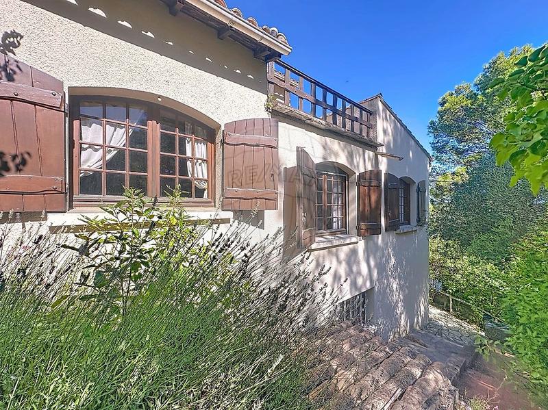 Maison - 131 m² - 6 pièces