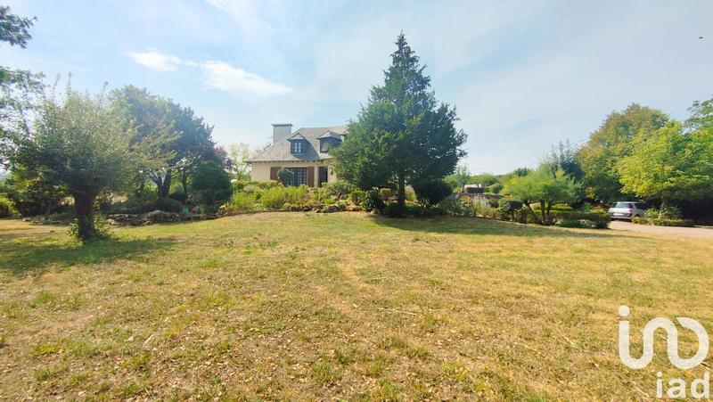 Maison - 166 m² - 8 pièces