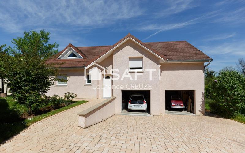 Maison - 95 m² - 5 pièces