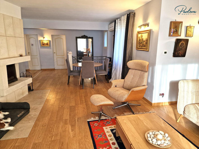 Maison traditionnelle - 128 m² - 5 pièces