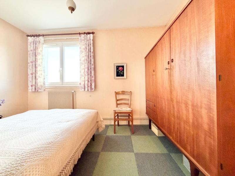 Appartement - 82 m² - 4 pièces