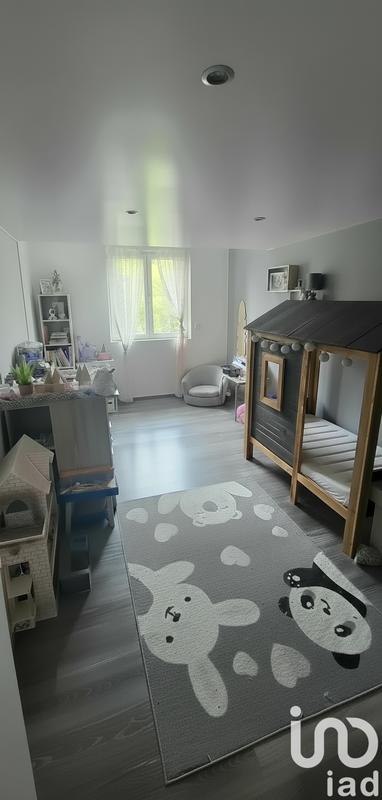 Maison - 155 m² - 6 pièces