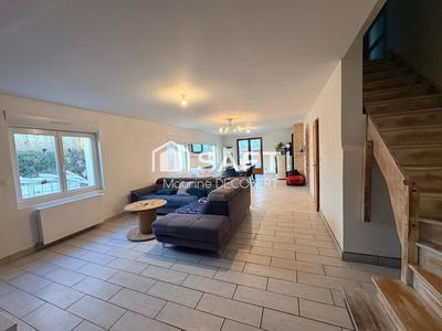 Maison - 145 m² - 5 pièces