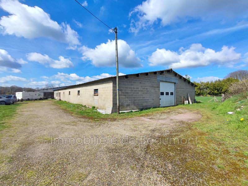 Parking / Garage - 1 620 m²