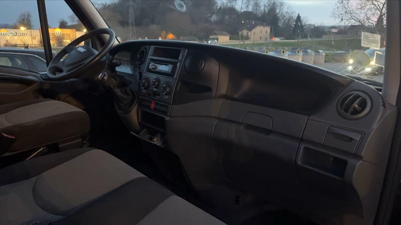 Iveco 35c15 L2h2 IV 3.0 Hd 145 Daily