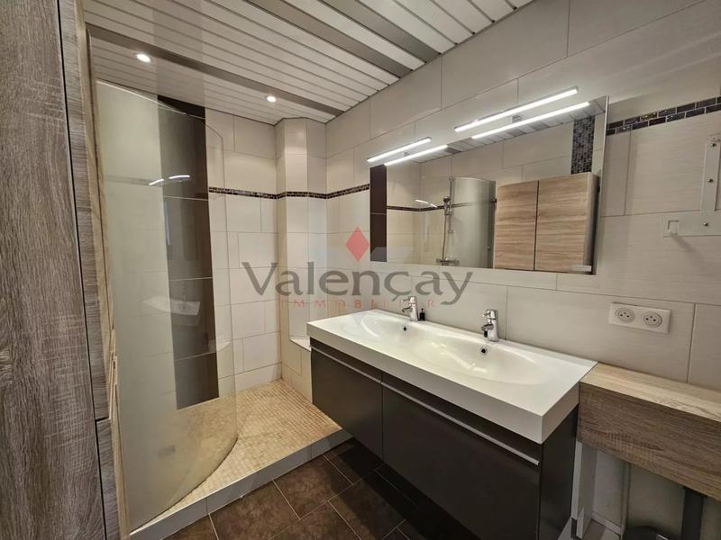 Appartement - 79 m² - 4 pièces