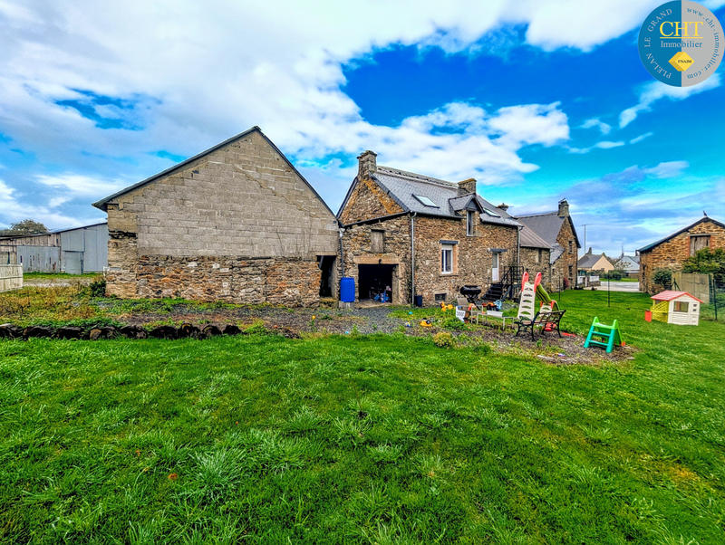 Maison - 94 m² - 5 pièces