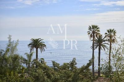 Appartement - 100 m² - 4 pièces