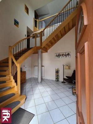 Maison - 147 m² - 5 pièces