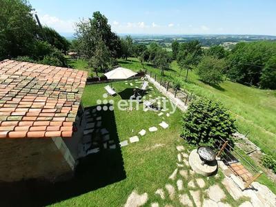 Maison - 338 m² - 13 pièces