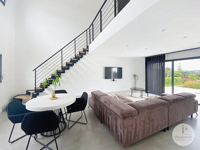 Maison - 128 m² - 5 pièces