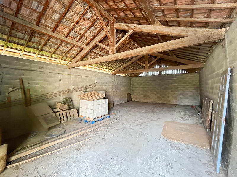 Maison - 219 m² - 8 pièces