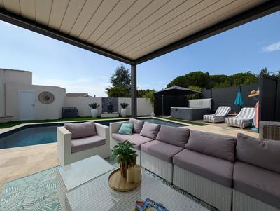 Maison - 195 m² - 6 pièces