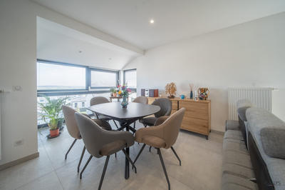 Appartement - 87 m² - 3 pièces