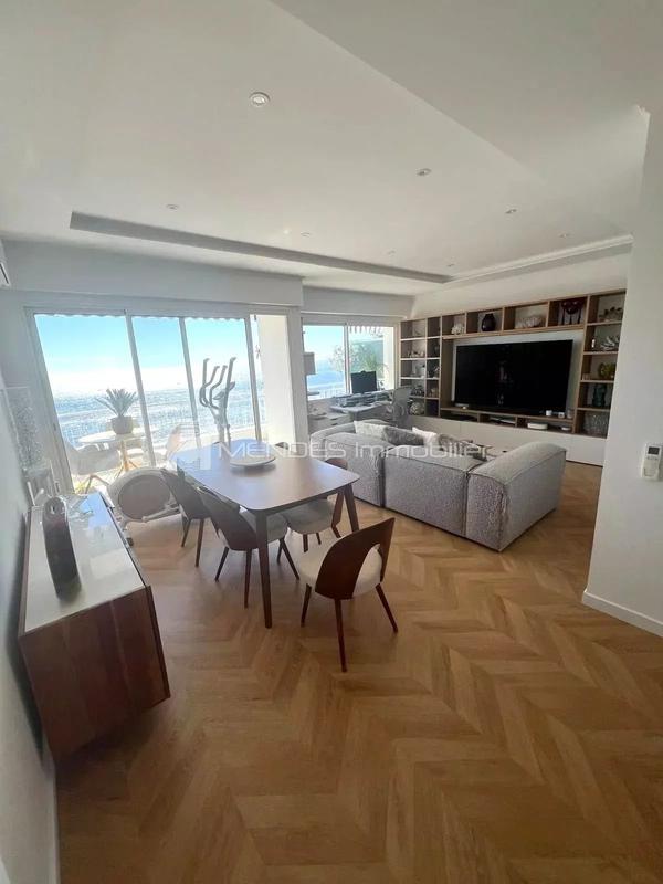 Appartement - 84 m² - 3 pièces