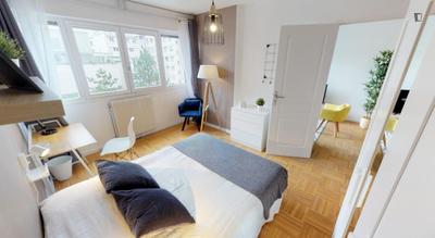 Chambre - 12 m² - 3 pièces