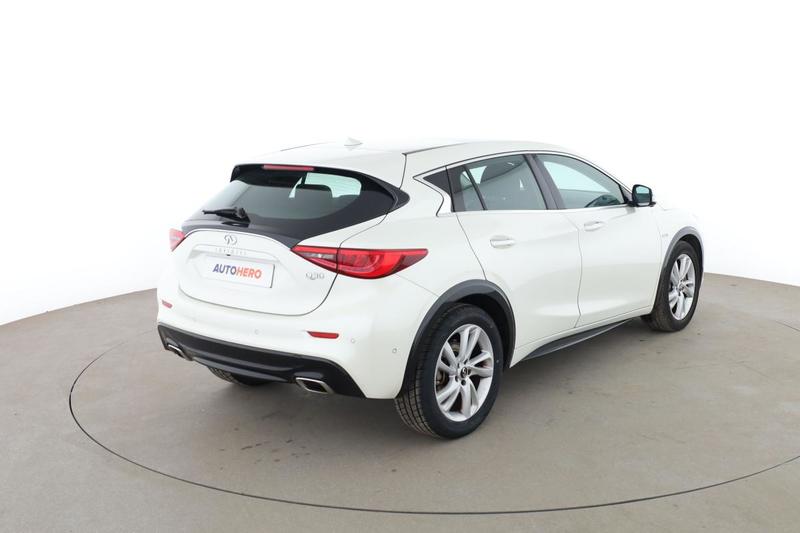 Infiniti Q30 2.2d Premium Dct 170 ch