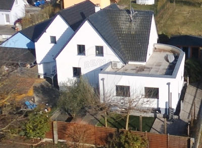 Maison - 208 m² - 7 pièces