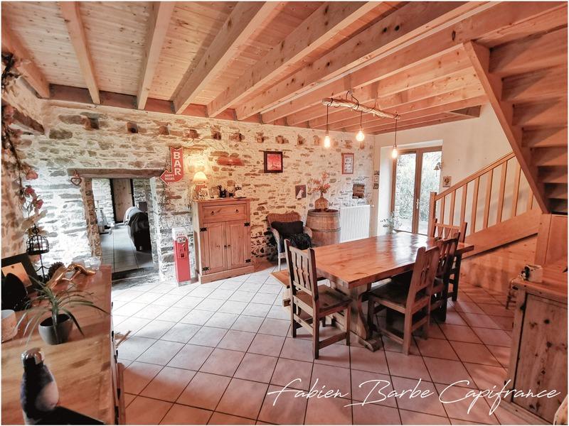 Longère - 199 m² - 8 pièces