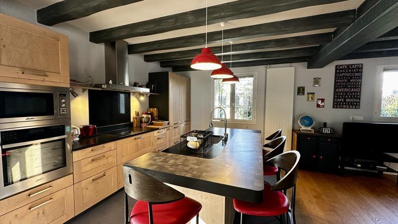 Maison - 142 m² - 5 pièces