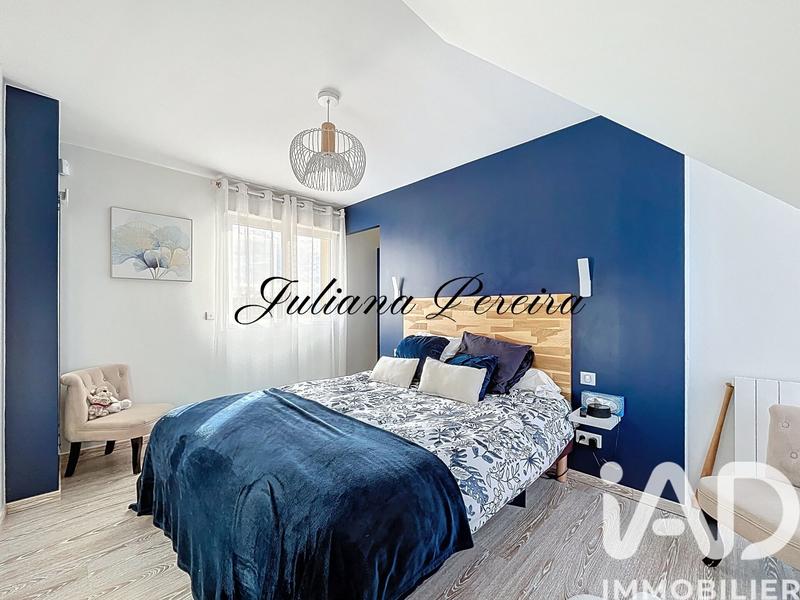 Maison - 180 m² - 7 pièces