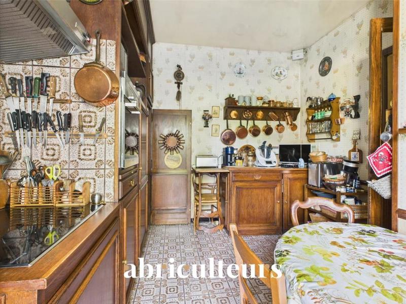 Appartement ancien - 165 m² - 6 pièces