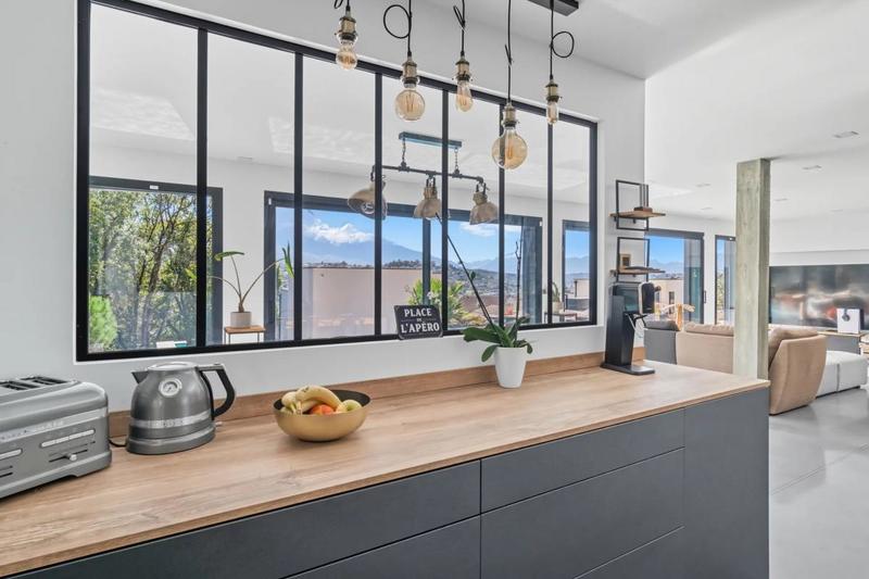 Villa - 159 m² - 6 pièces