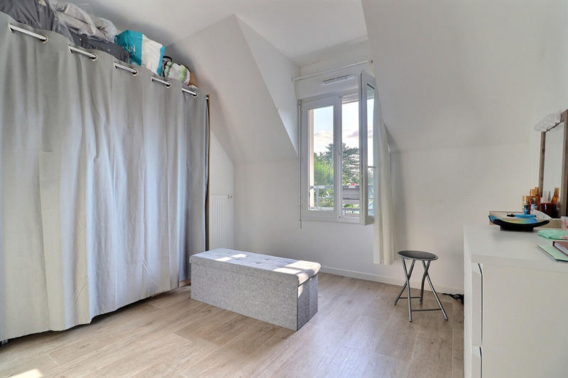 Maison - 107 m² - 4 pièces