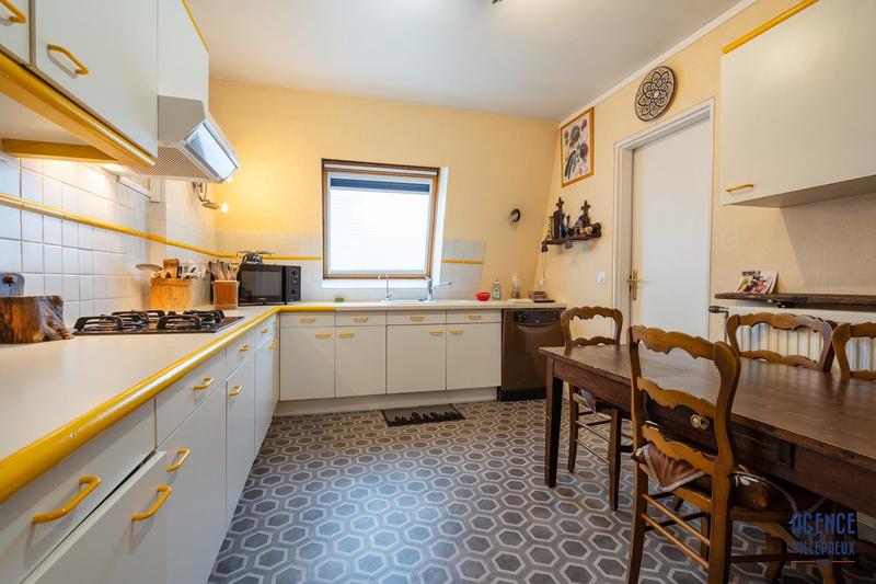 Appartement - 75 m² - 3 pièces