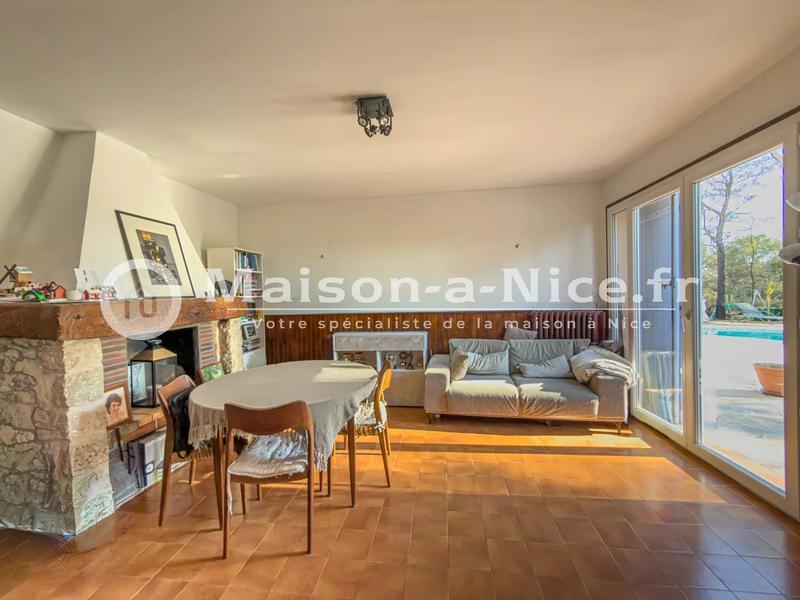 Maison - 171 m² - 6 pièces